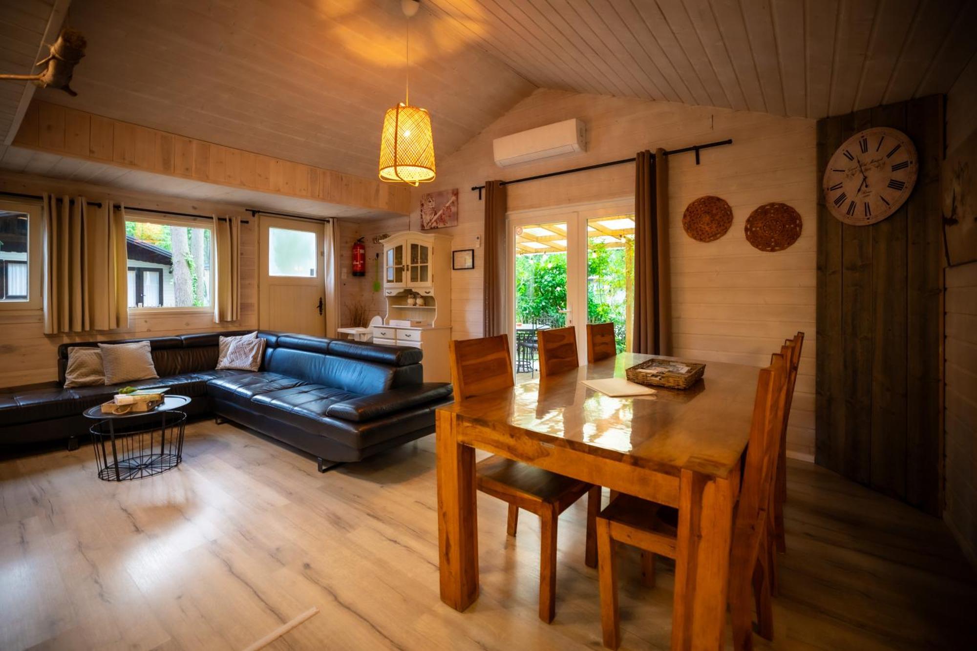 Chalet De Bosuil Zutendaal Dış mekan fotoğraf